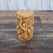 Hexenwald mit Totenköpfen